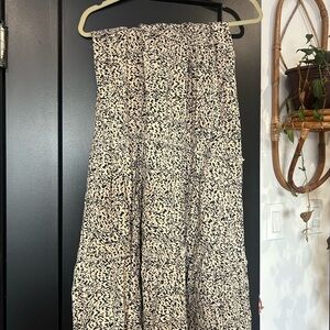 Elegant Black and White Skirt